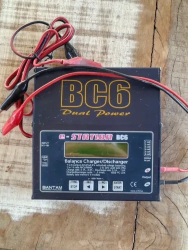 Carregador Inteligente e Descarregador Bantam e-STATION BC6 Dual Power (LiPo/LiFe/NiMH)