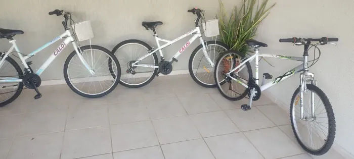 Bicicletas Caloi semi novas 900 reais as três ou posso vender separado