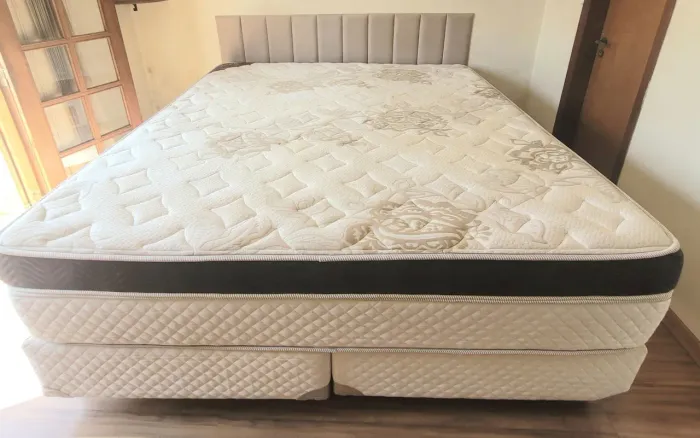 Cama Box King + Colchão Molas Ensacadas 1,93x2,03