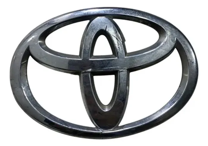 Emblema Grade Dianteira Toyota Corolla/etios C/detalhe *0 Prata