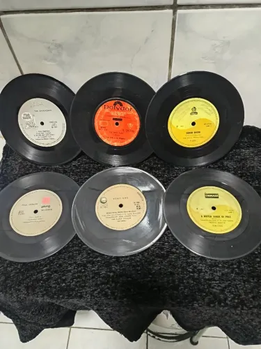 Coleção de 6 discos vinil internacionais.