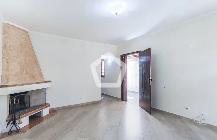 Casa em Vila Gumercindo