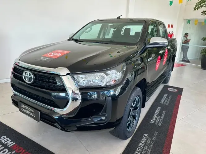 Toyota Hilux CD SRV 4X4 2.8 TDI Diesel Aut. 2024
