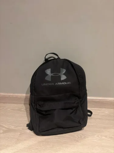 mochila under armour