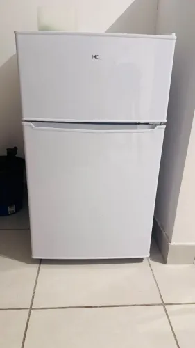 ?Frigobar Refrigerador HQ Defrost 90 Litros Branco HQ-90RDF