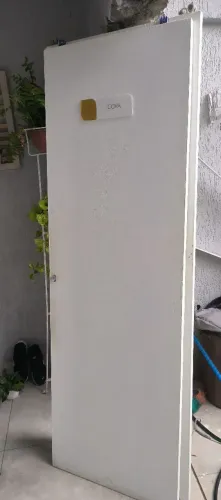 Porta de correr de madeira, tenho três unidades disponíveis