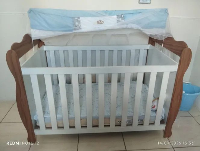 Berço americano semi novo