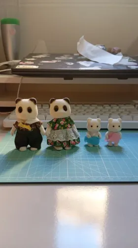 Família panda Sylvanian 