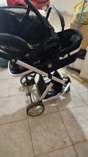 Carrinho de bebê safety 1st completão