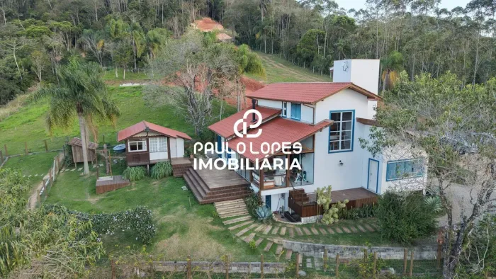 Casa condomínio fechado de alto padrão em Paulo Lopes/SC