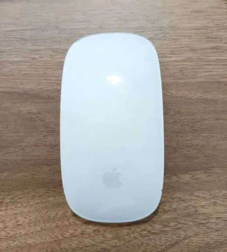 Mouse Apple (Magic Mouse) ? sem tampa traseira