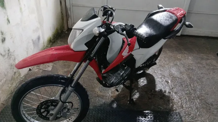 Moto bem conservado