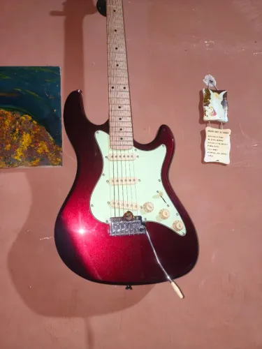 Guitarra Strinberg + Cube Baby