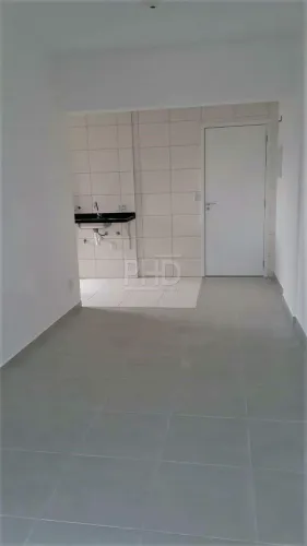 Apartamento para Locação com 2 Dormitórios, 1 Vaga e Excelente Localização no Centro de Sã