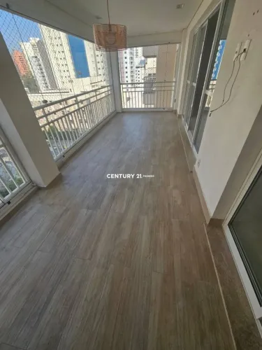 Apartamento de 186 m² com 3 suítes e varanda gourmet em localização privilegiada na Avenid