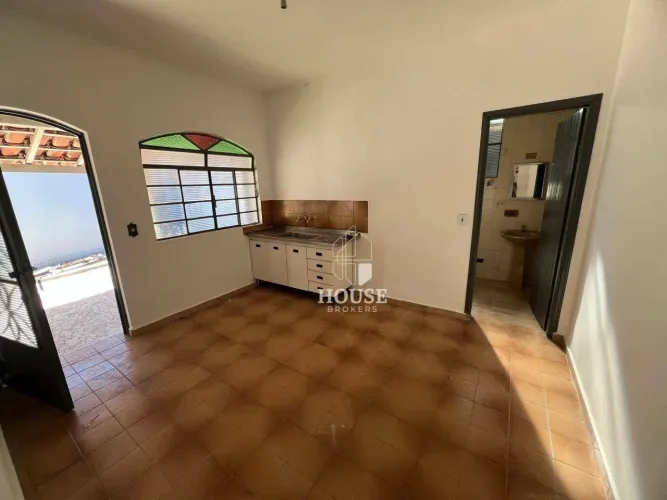 Casa com 1 dormitório para alugar, 130 m² por R$ 1.305,00/mês - Bairro do Lote - Mogi Guaç