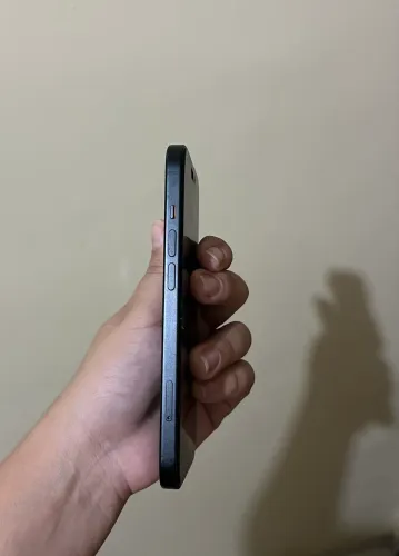 iPhone 15