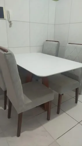 Mesa c/4 cadeiras 