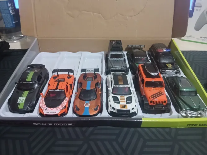 Carrinhos Miniatura 1/32 (Leia a Descrição!!!)