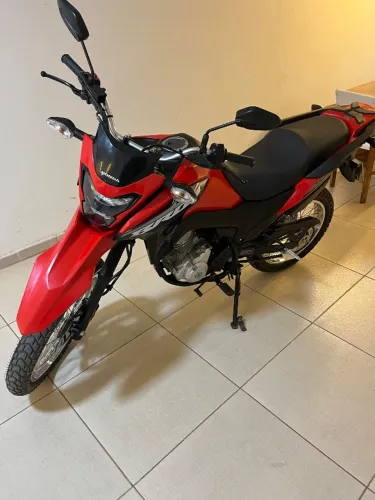 Moto para pessoas exigentes,pouco rodada