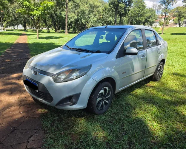 Ford Fiesta Sed. 1.6 8V Flex 4P 2012