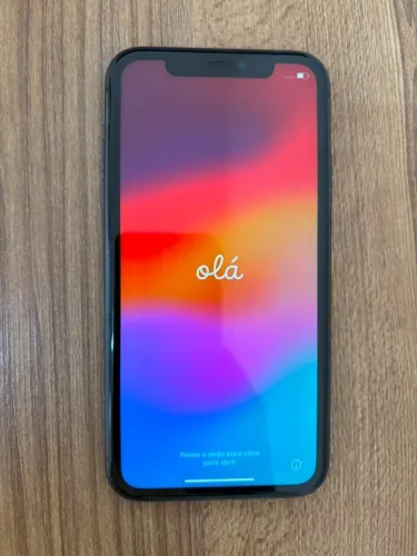Iphone 11 com 64 GB Bem Conservado.