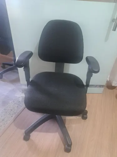 Lote de moveis de escritório 