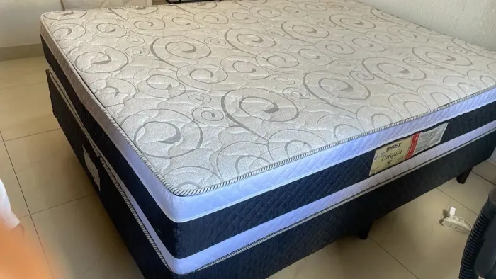Cama e Colchão de Casal Biflex Turquia com Molas Ensacadas