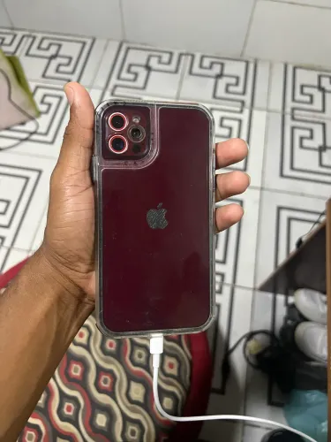 Vende-se Iphone 11