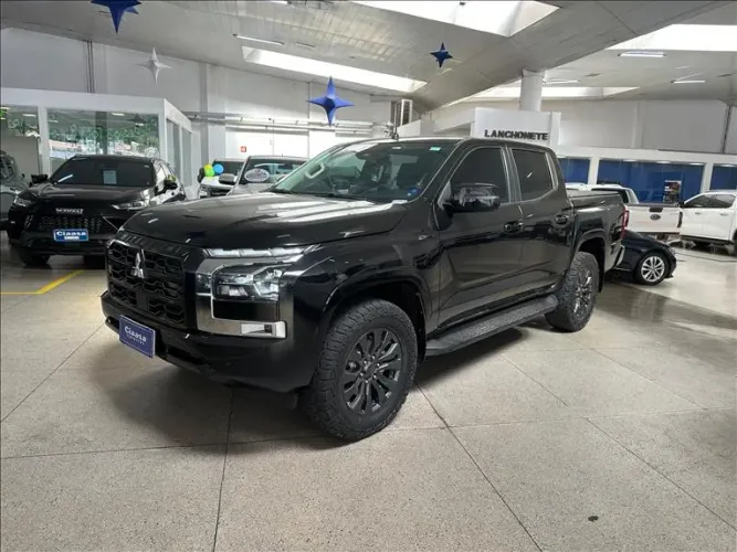 Mitsubishi TRITON HPE-S 2.4 CD 4X4 TB Diesel Aut. 2025