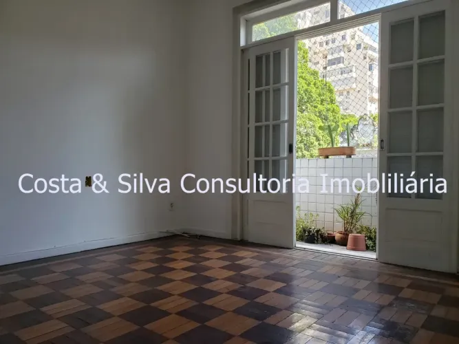 Imóvel p aluguel e venda com 45m² com varanda, sala, quarto e banheiro. Glória - Rio de Ja