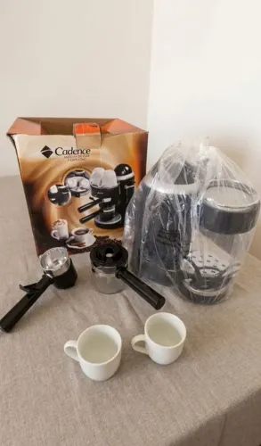 Cafeteira Cadence Máquina de Café e Cappuccino - Completa e Na Caixa!