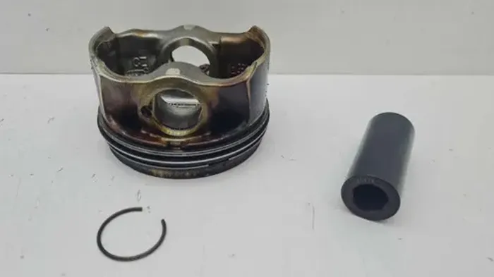 Pistão Do Motor Audi Q3 2.0 2015