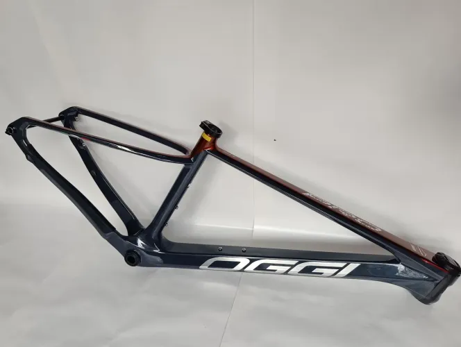 Quadro Oggi Agile pro carbon tamanho M boost 12x148 mtb