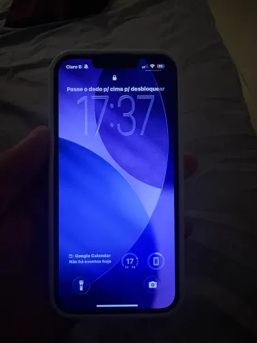 iPhone 16e 