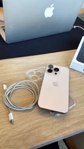 iPhone 16 Pro