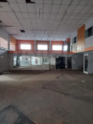 Ponto Comercial para Locação em Taboão da Serra, Jardim Maria Rosa, 2 banheiros