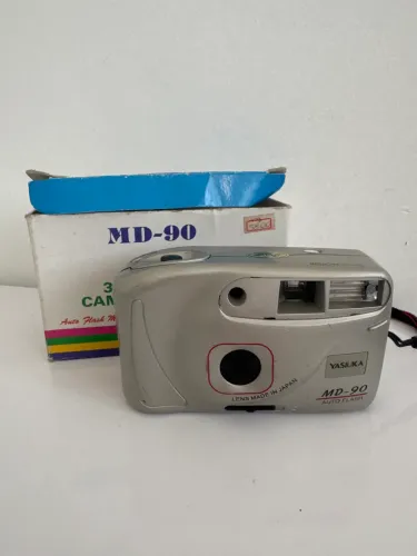 Câmera Yasiuka MD-90 auto flash para colecionador 