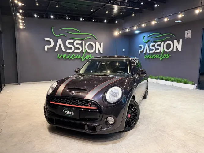 Mini Cooper S 2.0 Turbo 16V 3P Aut. 2015