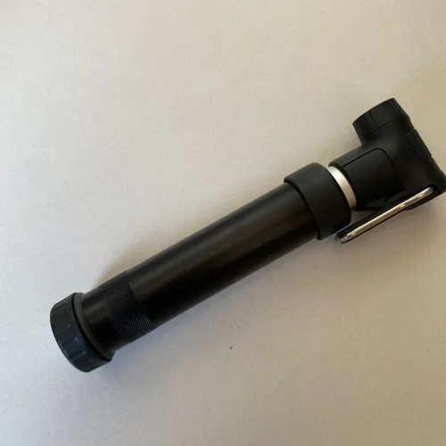 Mini bomba de encher pneu bicicleta  CRANKBROTHERS 