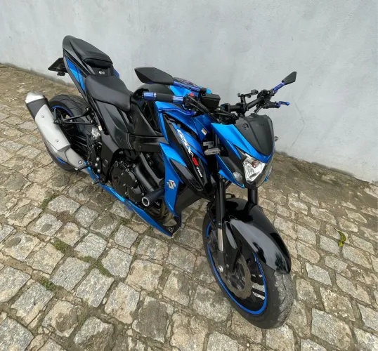 GSX s750