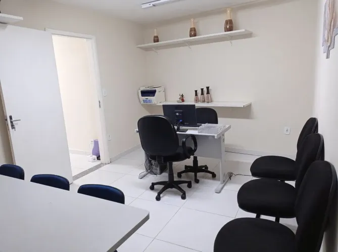 Salas Comerciais em Nilópolis 499,00*
