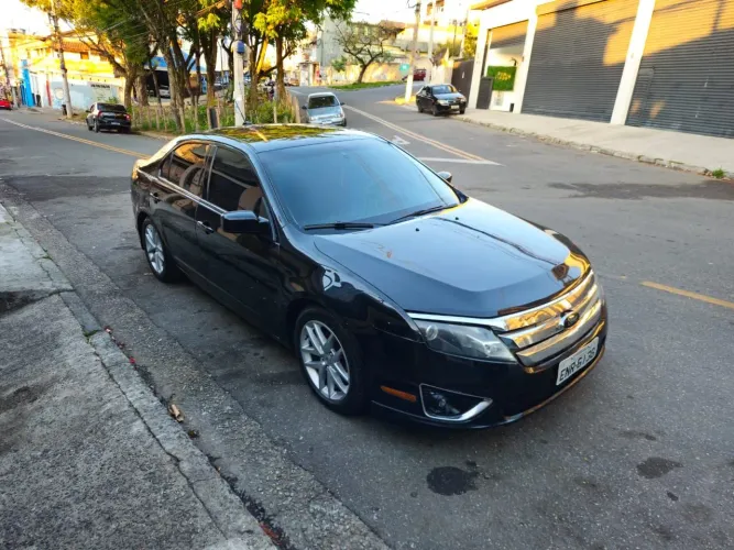 Ford Fusion SEL 3.0 V6 AWD 24V 243cv Aut. 2011