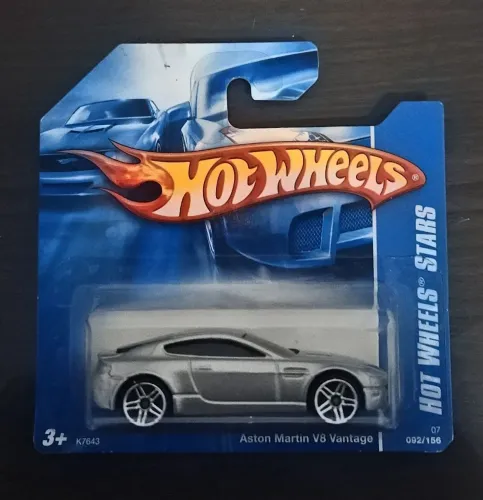 Hot Wheels Aston Martin V8 Vantage