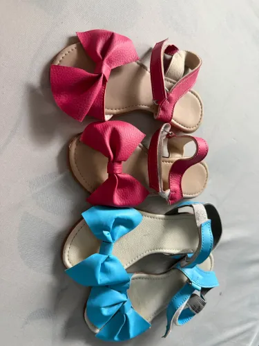 Sandalias infantis Tam 28 semi novas