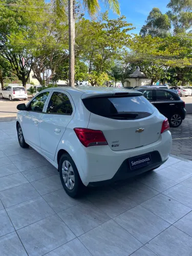 Chevrolet Onix Hatch LT 1.0 8V Flex Mec. 4P 2019