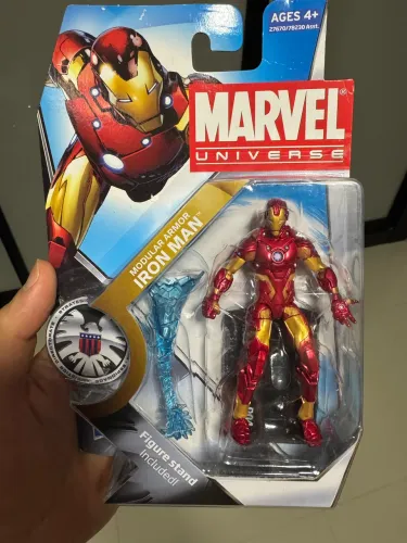 Marvel Universe Iron Man lacrado