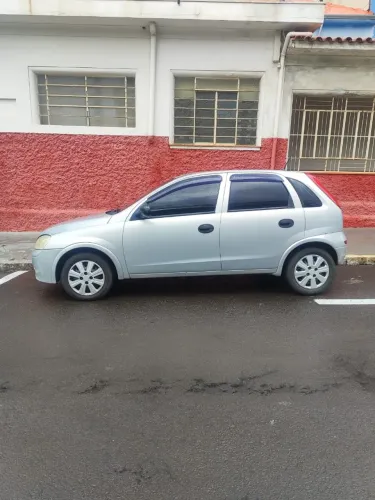 Chevrolet Corsa Hatchback 1.0 MPFI 8V 71cv 5P 2002