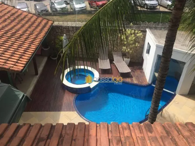 Excelente Casa de 4 Qtos no Condomínio Monan Grande.