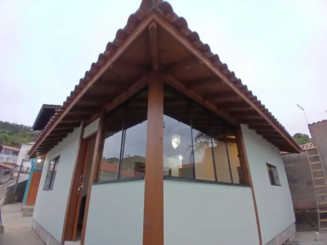Casa com Vista Mar para alugar, 48 m² por R$ 3.500/mês - Ribeirão da Ilha - Florianópolis/